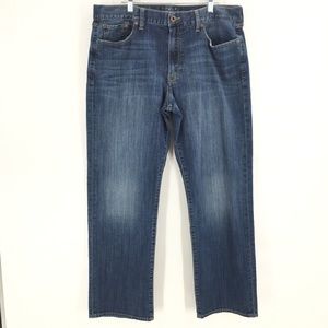 The Lucky Brand straight leg jeans